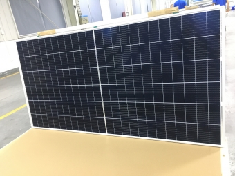 wysoka wydajność Monokrystaliczny krzem 415w panel słoneczny 