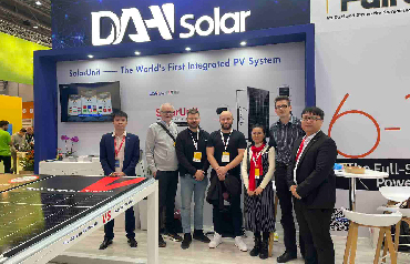DAH Solar zadebiutował SolarUnit i ponownie prezentuje pełnoekranowy moduł fotowoltaiczny na niemieckiej wystawie PV